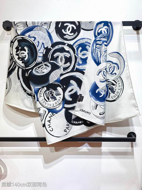 Chanel scarf 140X140cm 70%羊绒30%真丝 E150